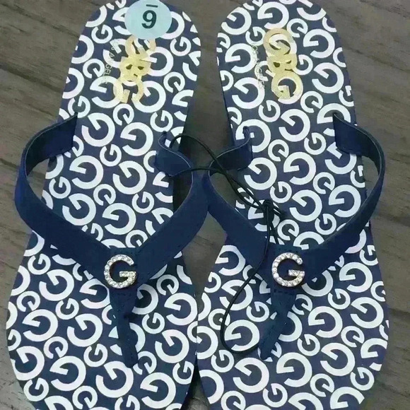 GBG Los Angeles Shoes - Women's GBG sandals. Sz 6. NWT.